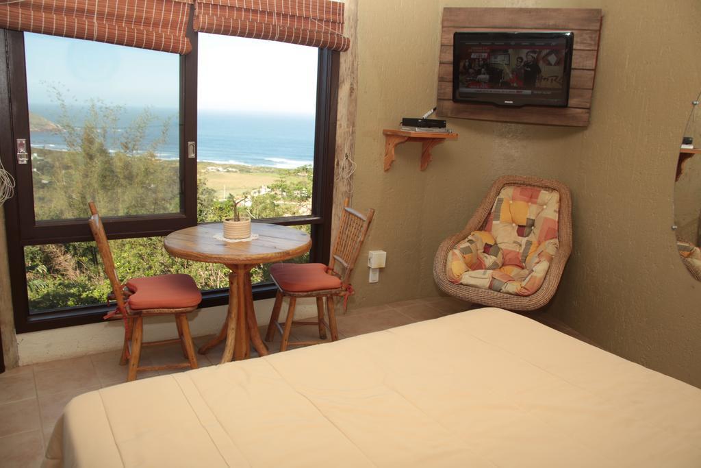 Bangalore Suites Garopaba Habitación foto